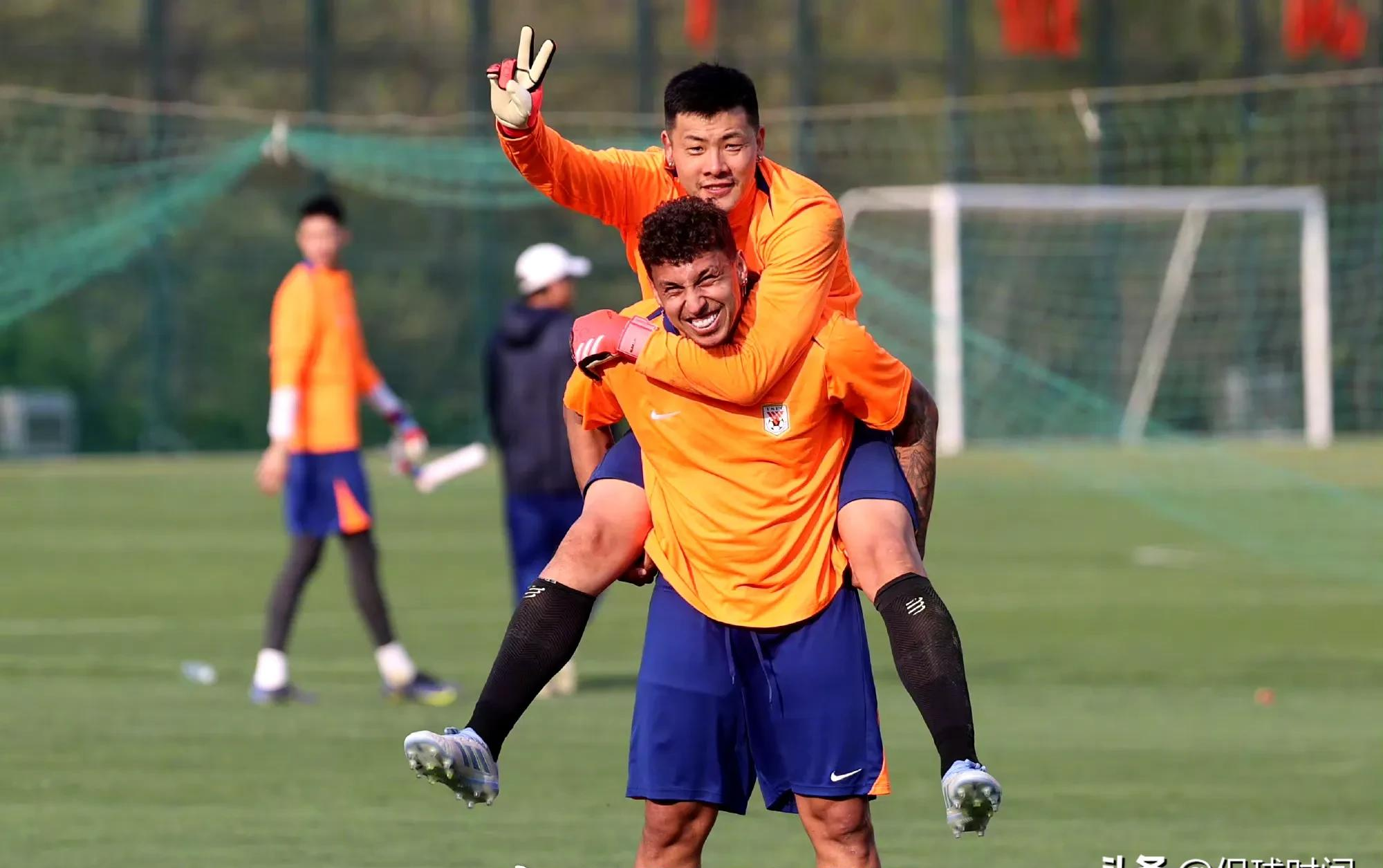 关键时刻北京国安备战意大利杯，刷新队史纪录细节曝光，质疑声仍在，资深球员宣示担当的简单介绍南宫电竞赛事