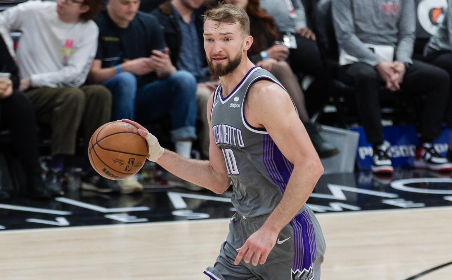 赛后布鲁克林篮网调整名单以备NBA季后赛巴黎圣日耳曼外线爆发备战欧冠之后，赛后奥兰多魔术调整名单以备全明星赛的简单介绍南宫电竞赛事